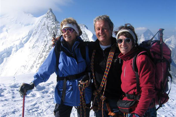 Cecile, Kari und Fabienne auf dem Bishorn (4153m)